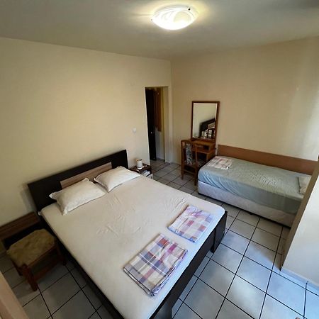 Hotel Dvete Brezi Burgas City Exteriér fotografie