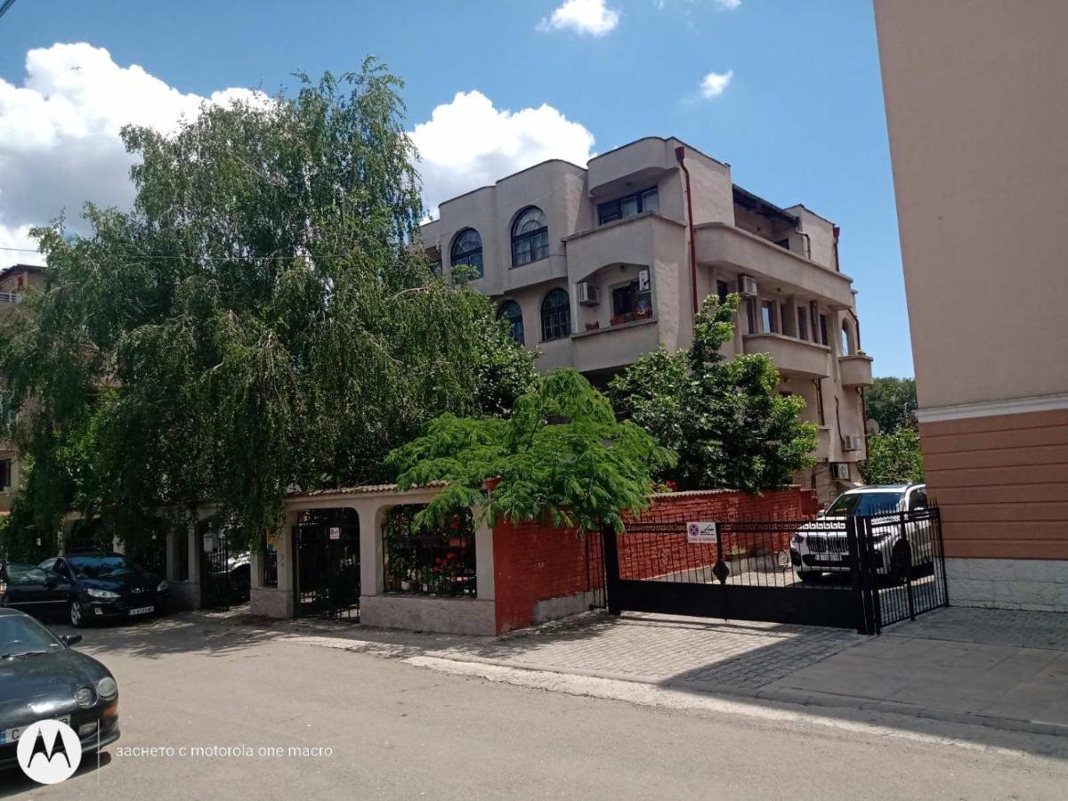 Hotel Dvete Brezi Burgas City Exteriér fotografie